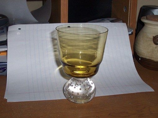 does anyone know about glasses/antiques?