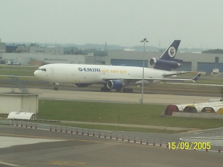 http://i2.photobucket.com/albums/y11/VC10/sn2043/gemini_air_cargo_md11_bru_02.jpg