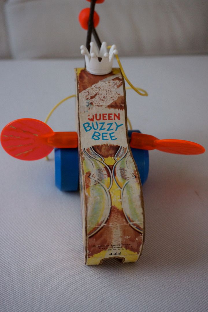 fisher price queen buzzy bee