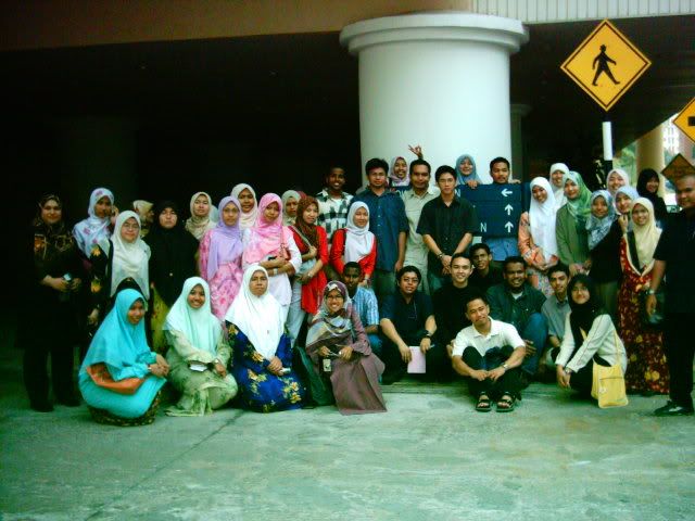 Hosted by Photobucket.com