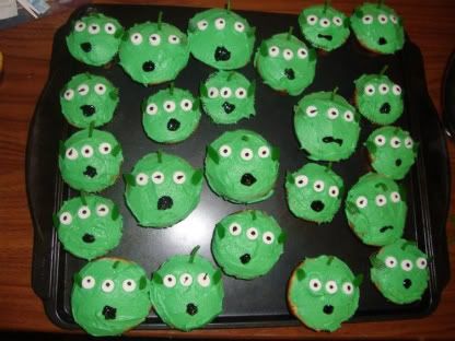 Toy Story Birthday Party Martian Cakes