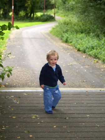 Cameron on bridge 25 Aug 2010