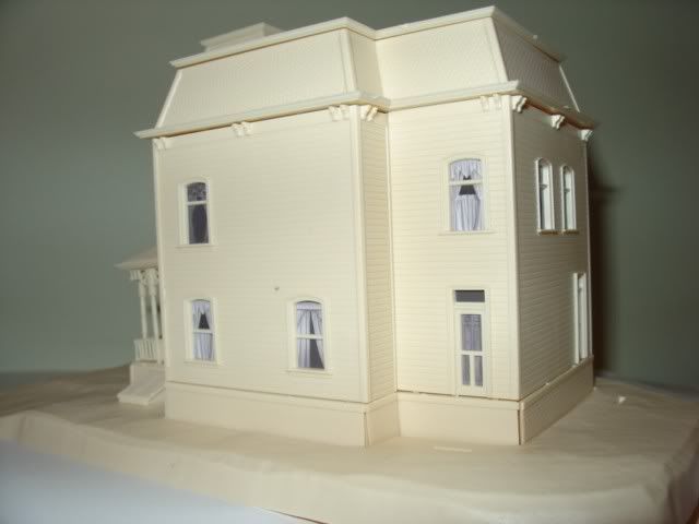 Psycho house model Psycho house model