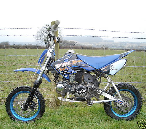 I bought this 2005 FYM Xsport 125cc oil cooled pit bike off ebay for the sum