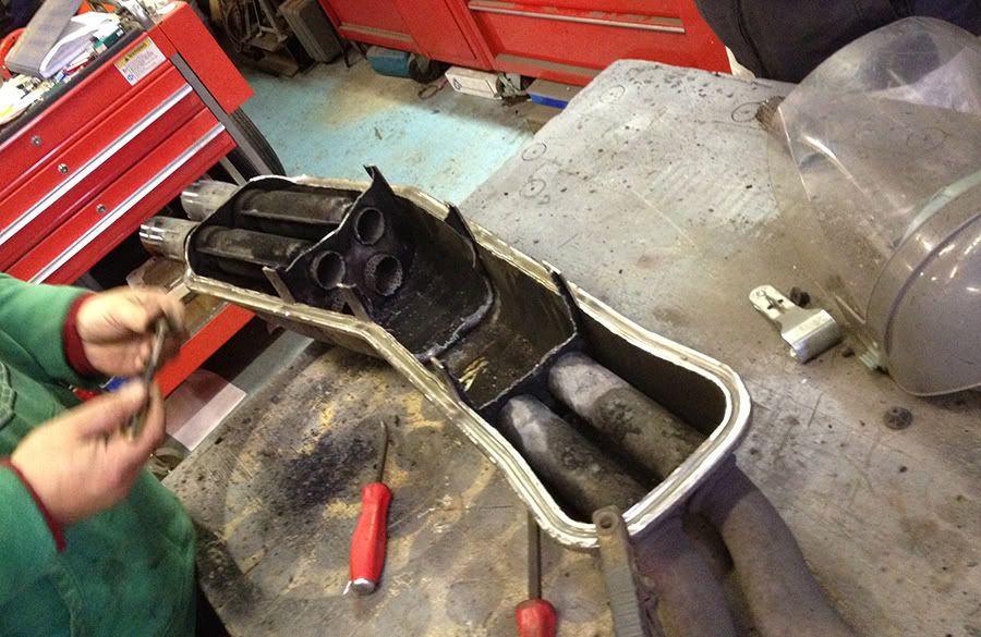 Bmw e34 exhaust removal #4