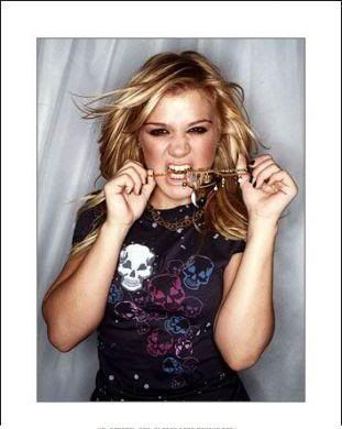 normal_006j.jpg kelly clarkson image by marispihle