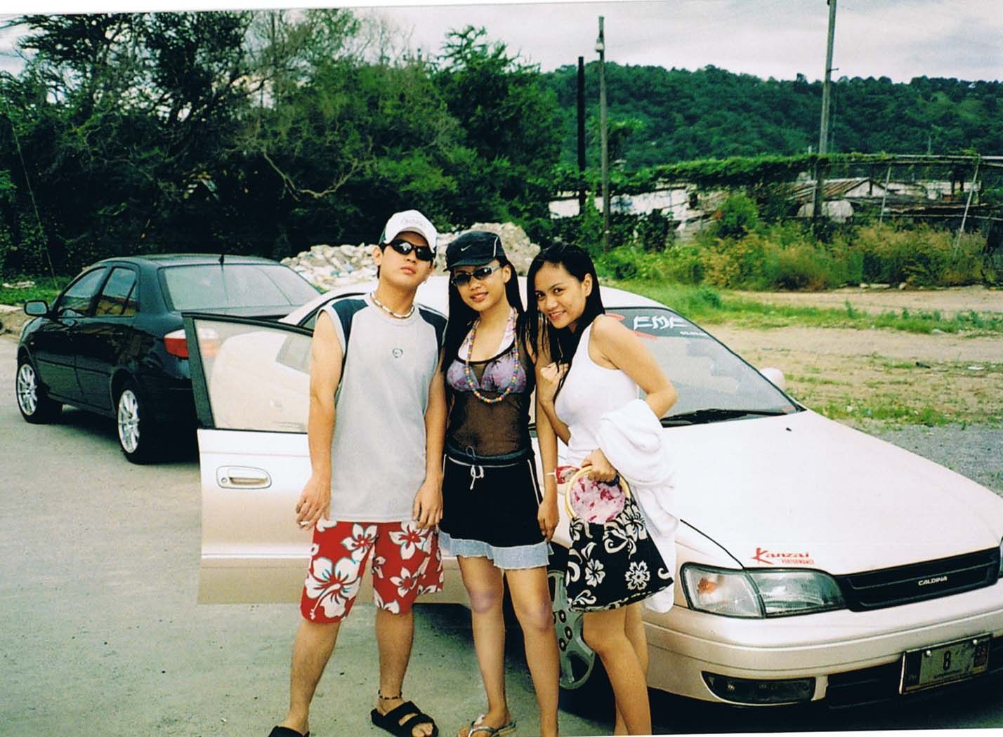 early beach goers