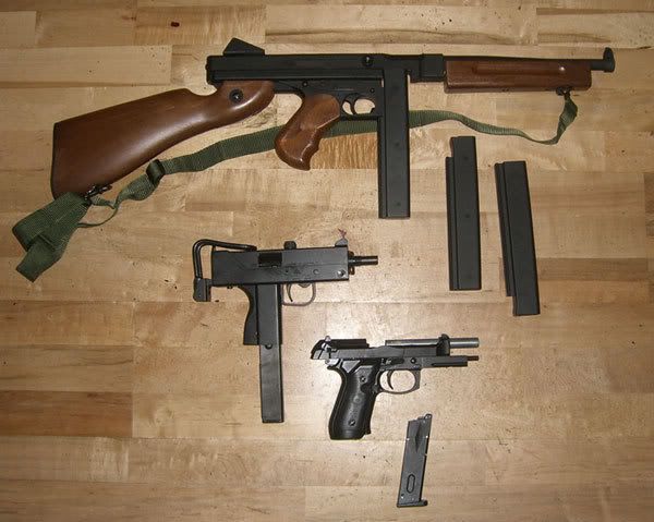guns1-1.jpg