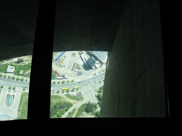 ViewThroughCNTowerGlassFloor.jpg