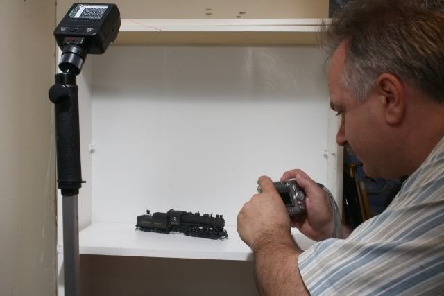 IMAGE: http://i2.photobucket.com/albums/y17/msowsun/photo%20stuff/1a.jpg