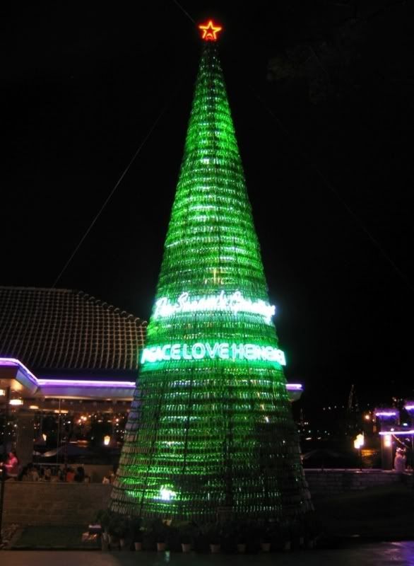 IMAGE: http://i2.photobucket.com/albums/y17/msowsun/photo%20stuff/IMG_6734_800a_92Exif_2.jpg