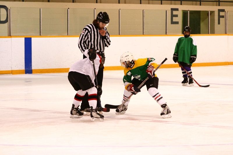 IMAGE: http://i2.photobucket.com/albums/y17/msowsun/photo%20stuff/Photo1/IMG_2410.jpg