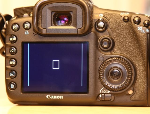 IMAGE: http://i2.photobucket.com/albums/y17/msowsun/photo%20stuff/Photo11/IMG_9381_zps91aa4f22.jpg