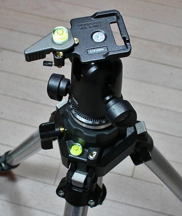 IMAGE: http://i2.photobucket.com/albums/y17/msowsun/photo%20stuff/Photo5/IMG_7639_640.jpg