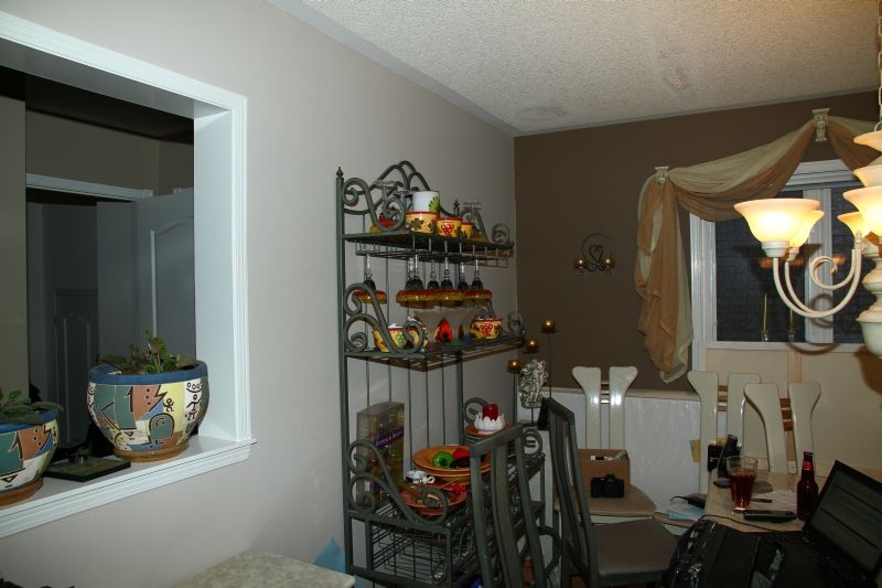 IMAGE: http://i2.photobucket.com/albums/y17/msowsun/photo%20stuff/Photo6/IMG_3166.jpg