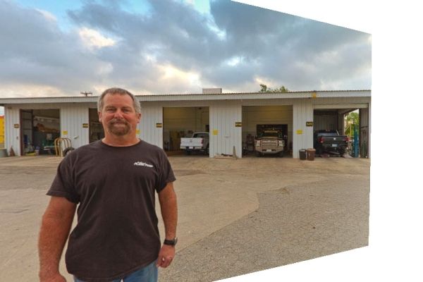 IMAGE: http://i2.photobucket.com/albums/y17/msowsun/photo%20stuff/Photo6/_1a-8.jpg