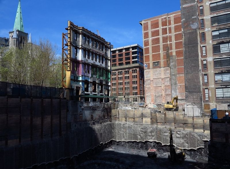 IMAGE: http://i2.photobucket.com/albums/y17/msowsun/photo%20stuff/Photo8/IMG_0503a.jpg