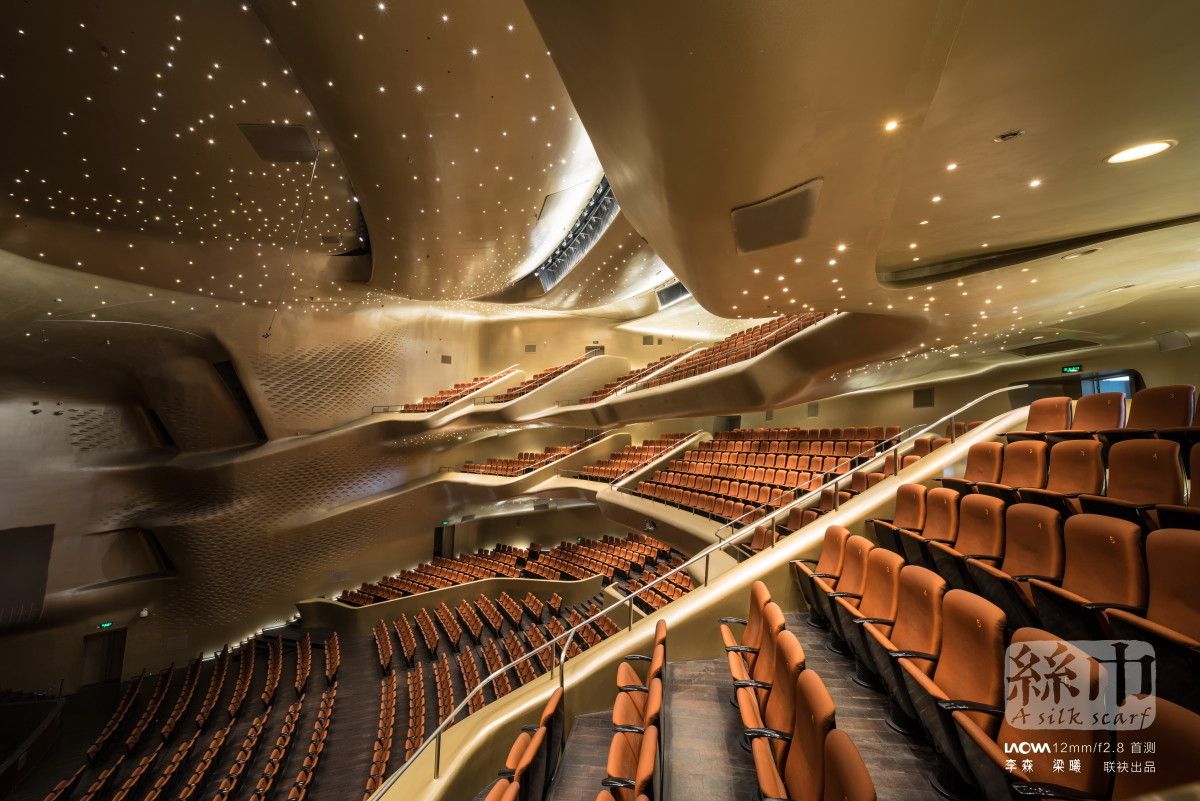 IMAGE: http://i2.photobucket.com/albums/y17/msowsun/photo%20stuff/photo16/12mm4.jpg~original