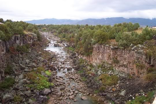 Hosted by Photobucket.com