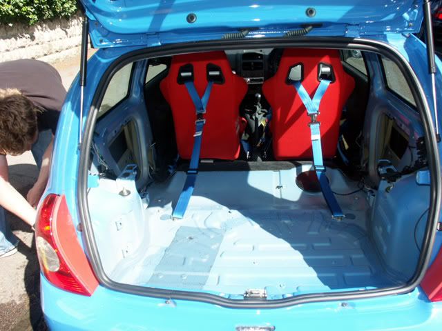 182blue010a.jpg
