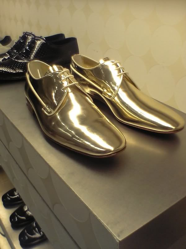 louisvuittongoldshoes.jpg