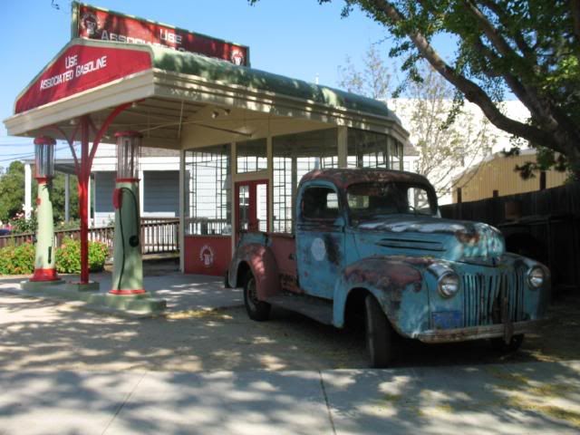 Photobucket - Video and Image Hosting