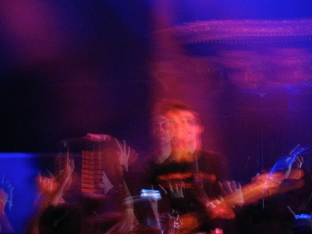 Freaky picture of Pete Wentz