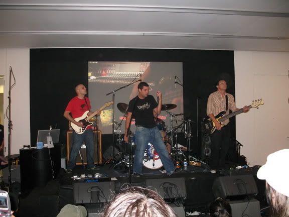 Photobucket - Video and Image Hosting