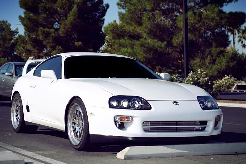 http://i2.photobucket.com/albums/y20/1flossedm3/White%2094%20Turbo/c5e03e05.jpg