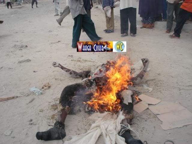 Soldier Dragged Somalia