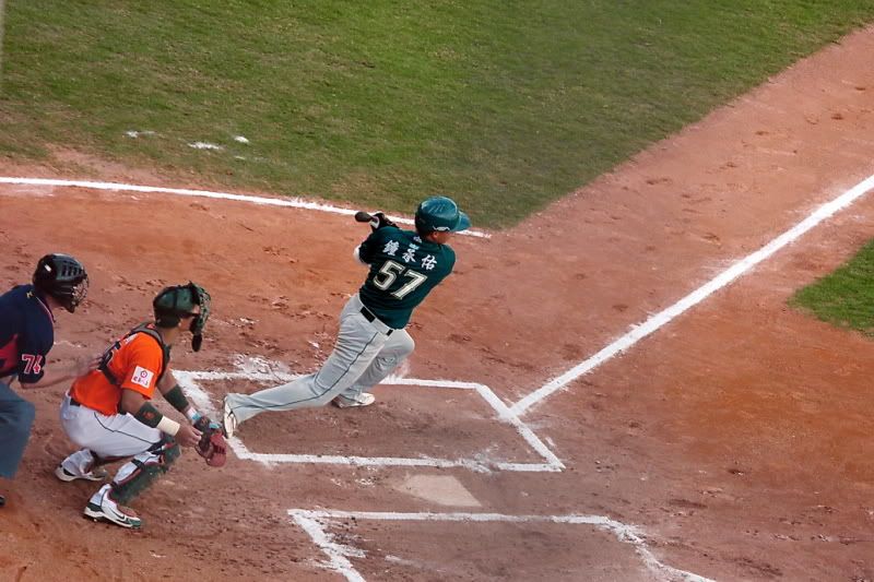 http://i2.photobucket.com/albums/y22/dennis11/baseball/baseball/P1100029-s.jpg