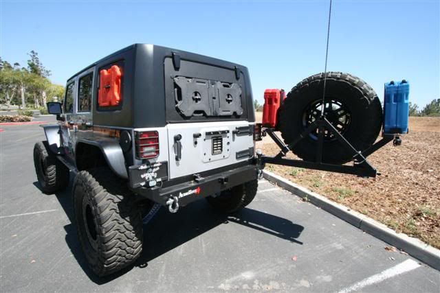 2011 Jeep hardtop removal tool