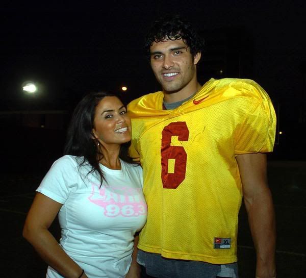 Mark Sanchez 17 Year Old Gf. Here is a picture of Mark and