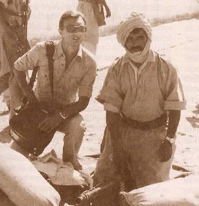 El periodista Arturo Pérez-Reverte cubrió los sucesos del Sáhara