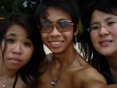 Siow! No rain still got mood to take picture..