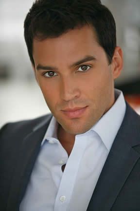 Ryan Silverman to join CHICAGO as Billy on 8/30