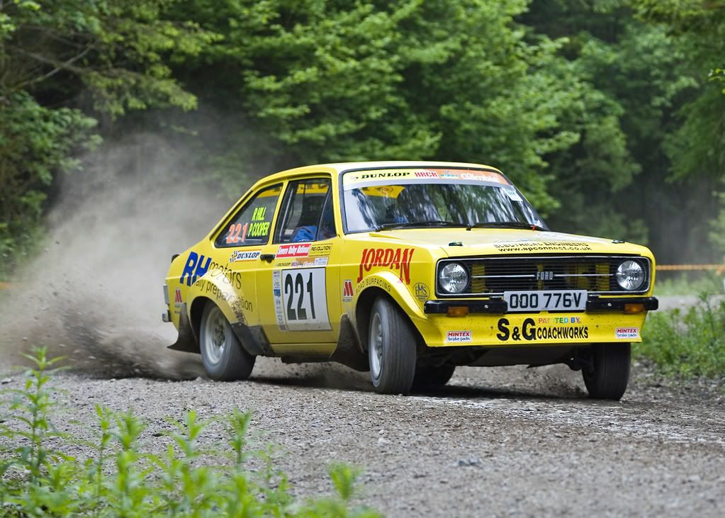 IMAGE: http://i2.photobucket.com/albums/y25/jakscooby/ANT12085-2.jpg