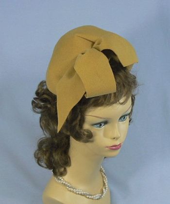Womens 1940s Bombshell Blouse - Candy Apple Costumes 
