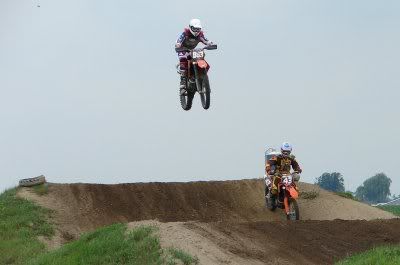 KTMjump.jpg