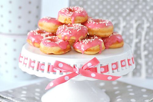 42228-Pink-Sprinkle-Donuts_zps5fbfe428.j