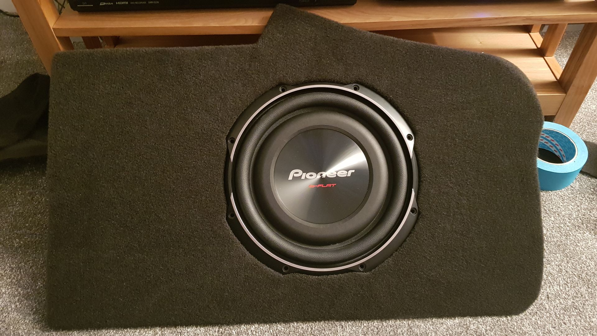 Subwoofer and AMP for Audi S5