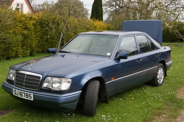 Mercedes e280 w124 specifications