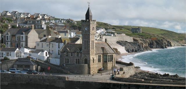 Porthlevenclocktower.jpg