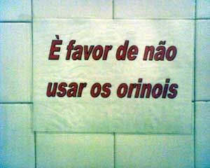 Olha, fosses mijar prá quinta do caralho, fazias melhor!