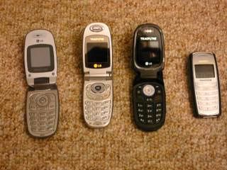 Lg 200c, LG 3280, Lg 225, Nokia 2126.