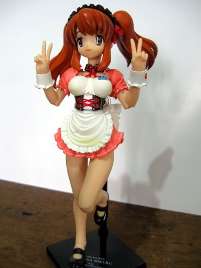 Prerequisite genki pose. Revoltech Fraulein Mikuru Asahina