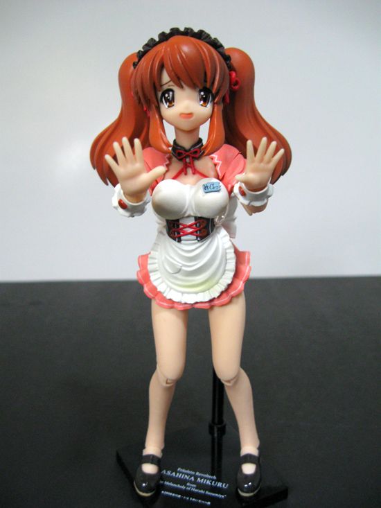 P-please...stop...stop ragging on my figure! Revoltech Fraulein Mikuru Asahina