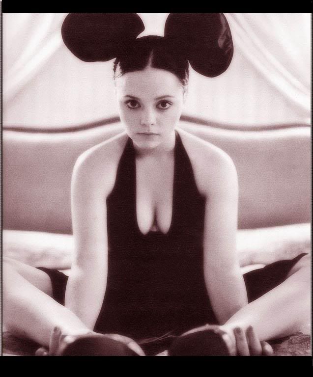 christina ricci hot tub