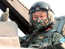 taksin-f16.jpg
