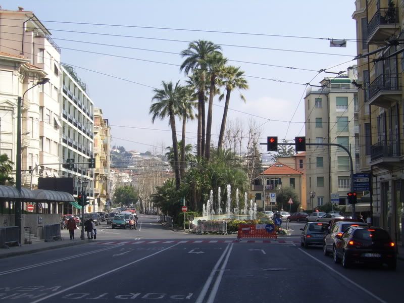 http://i2.photobucket.com/albums/y35/RJ100/nce027.jpg?t=1174173078